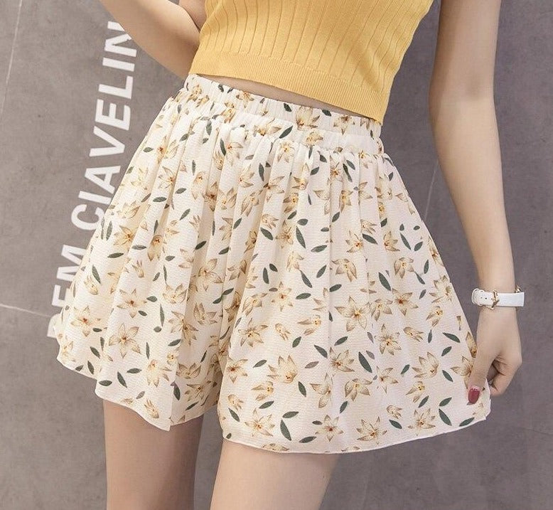 Women's Loose Chiffon Shorts