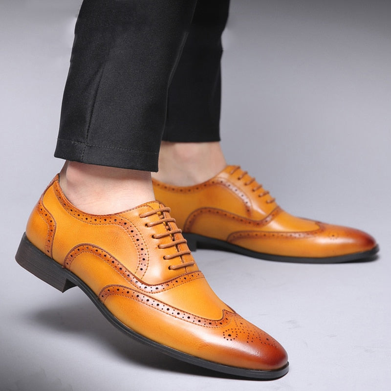 BROGUE Design Men Business Formal Shoes w/ Classic Pointed Toe