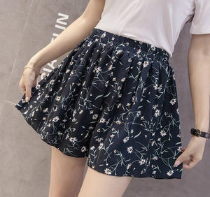 Women's Loose Chiffon Shorts