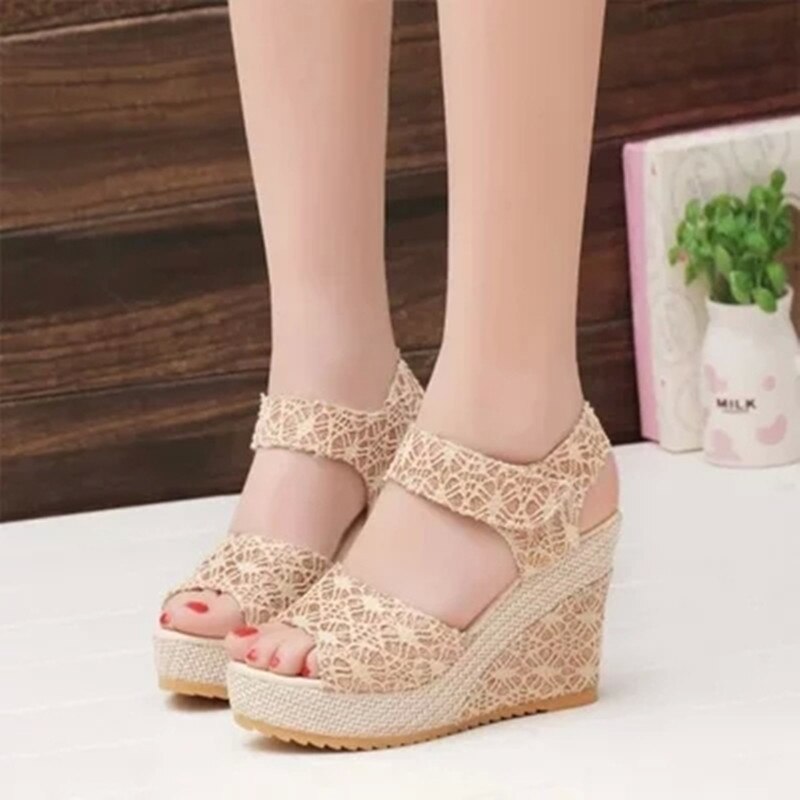 Hot Lace Leisure Women Wedges