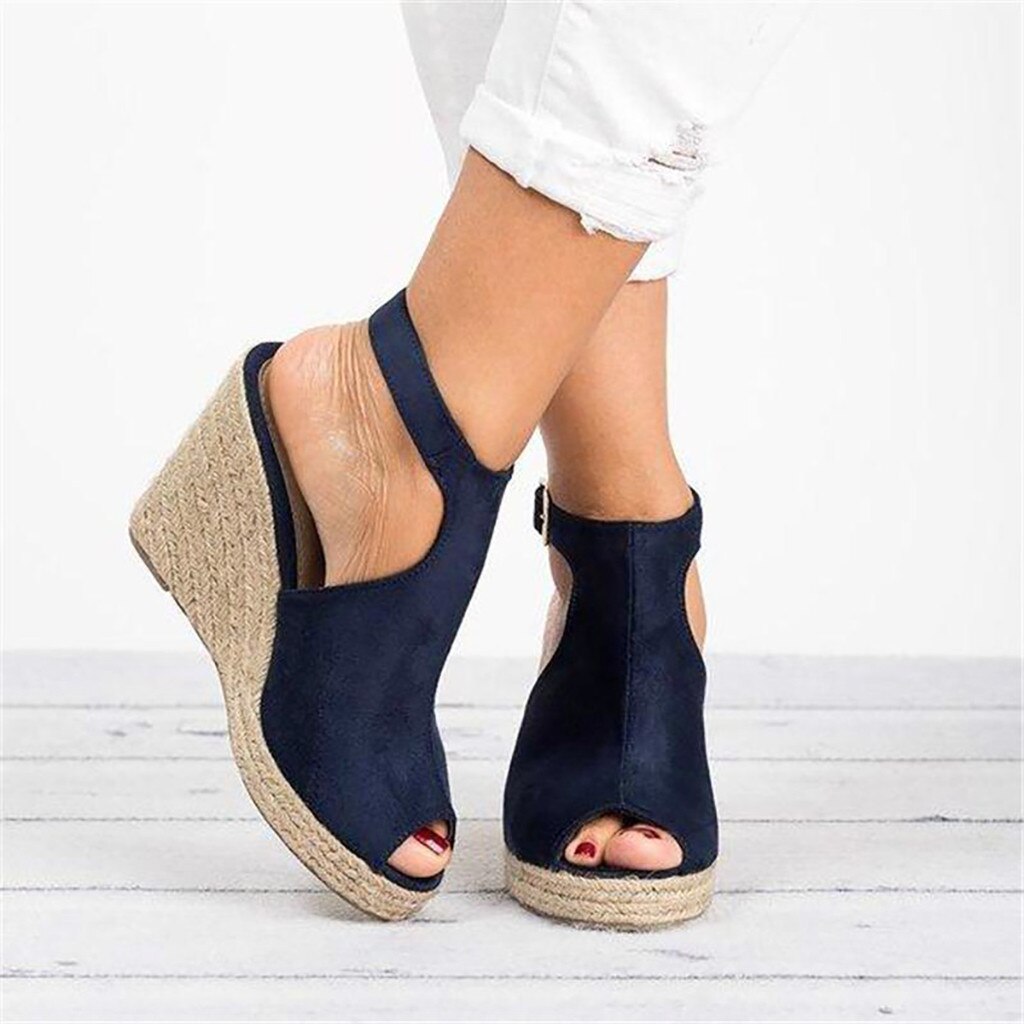 Classy Solid Color Women's Wedge