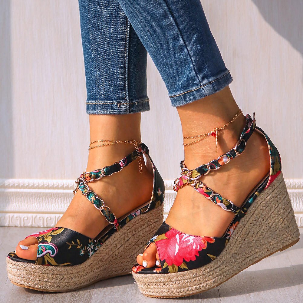 Multi-Color Flowery Patterned Wedges