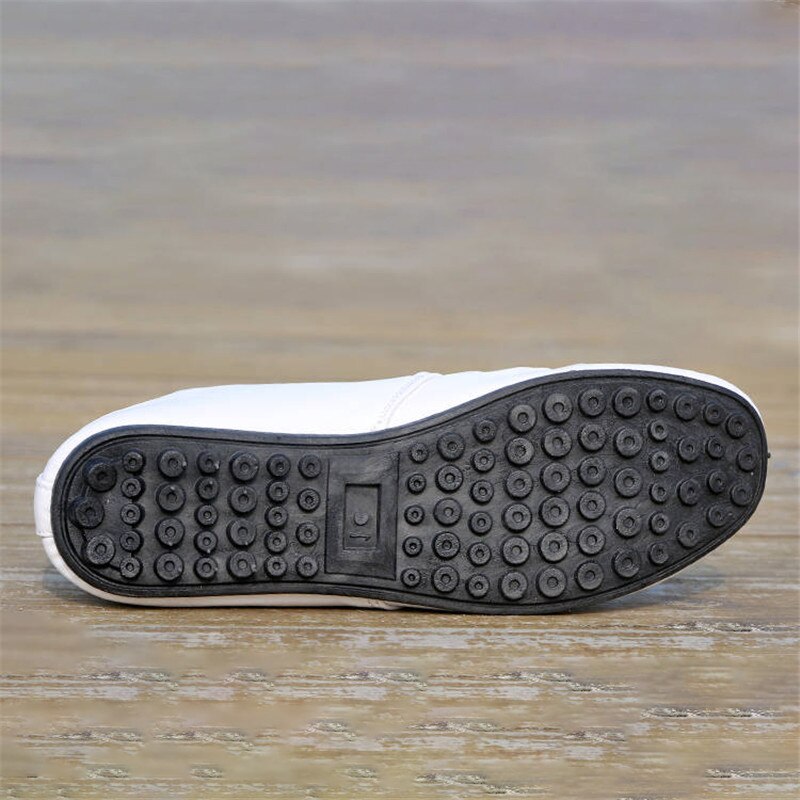 Stylish Breathable Solid Color Peas Shoes