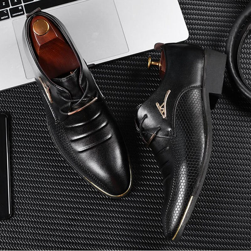 Bold Men's Leather Lace Up Shoes - Elegant Oxford