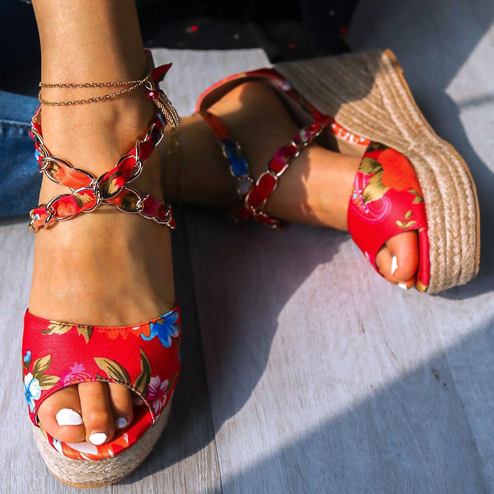 Multi-Color Flowery Patterned Wedges